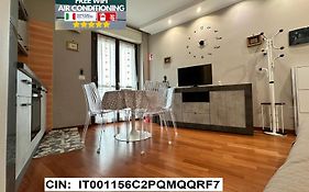 Elegant Apartment Le Fontane - BORGO MERCATO MONCALIERI